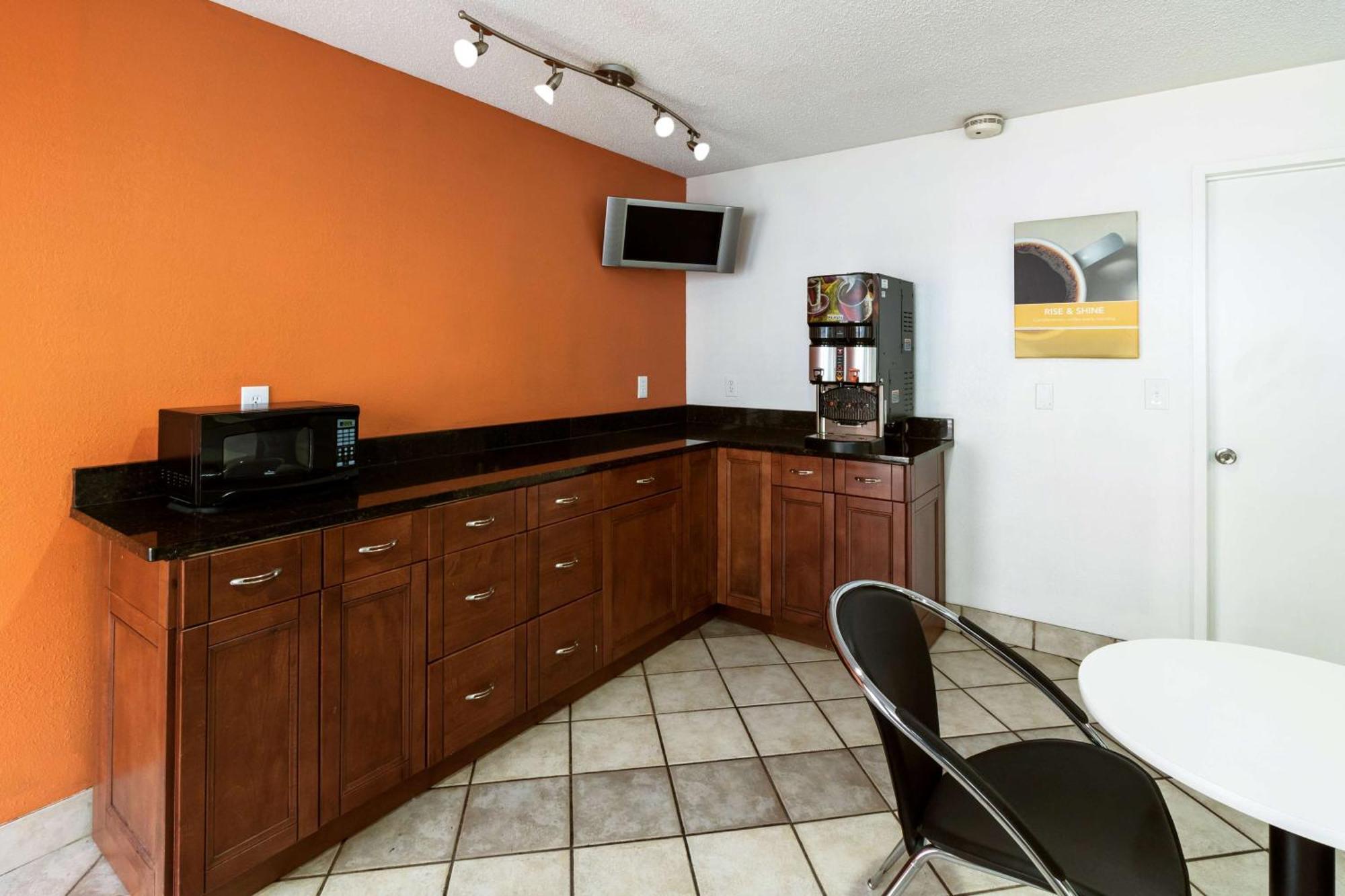 Motel 6-Dayton, Oh - Englewood מראה חיצוני תמונה