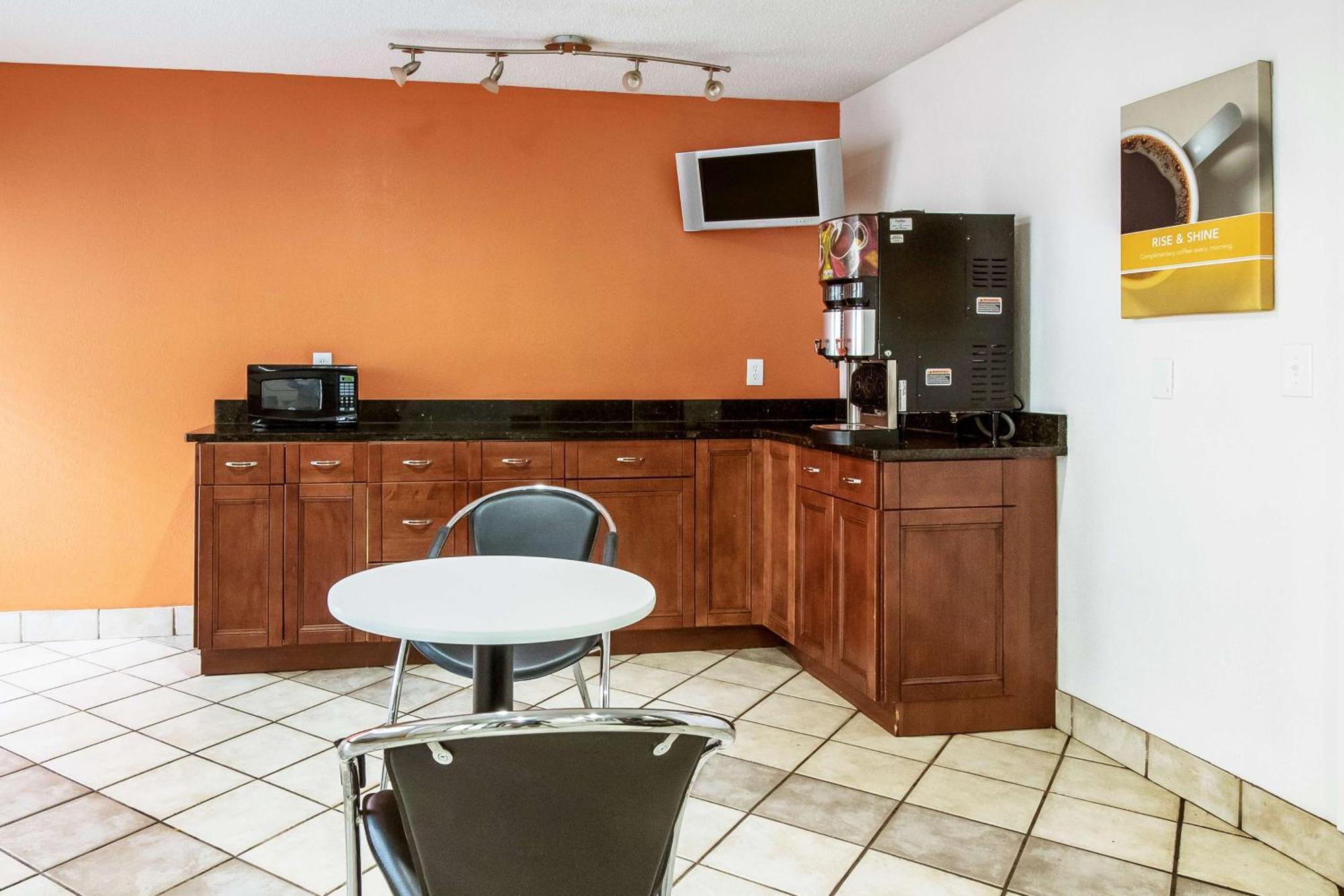 Motel 6-Dayton, Oh - Englewood מראה חיצוני תמונה